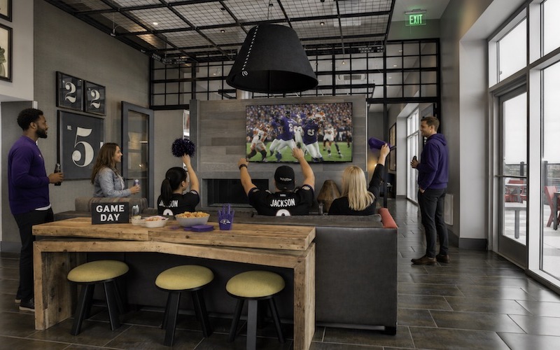 Go Ravens | 225 N Calvert - Club Lounge